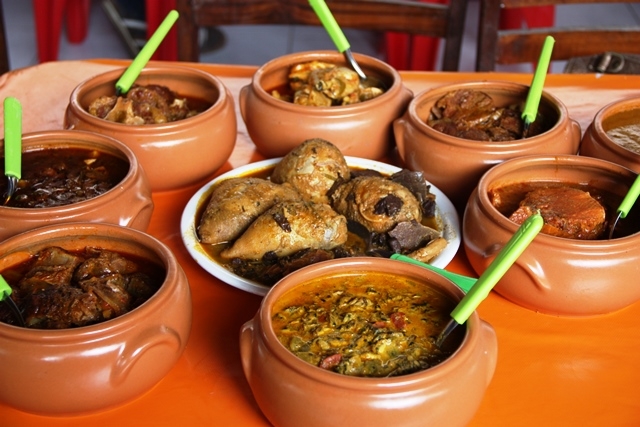 Buchada do Galego. Lá, a comida é boa e o preço é surreal, no bairro da Pajuçara