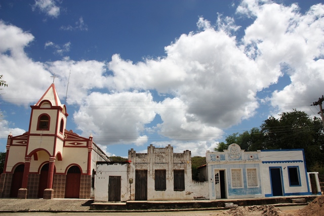 Arquitetura da Ilha do Ferro, e o céu do Sertão alagoano