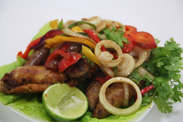 Novidade no Bar da Pata: legumes com ovas do peixe Dourado na manteiga 