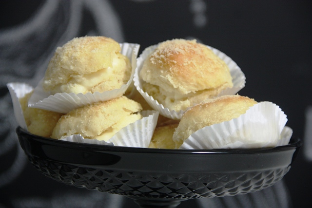 Pãezinhos de queijo de queijo da "Mãe da Noiva", impossível 