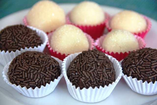 Brigadeiro e surpresa de uva da Fátima para abalar qualquer dieta